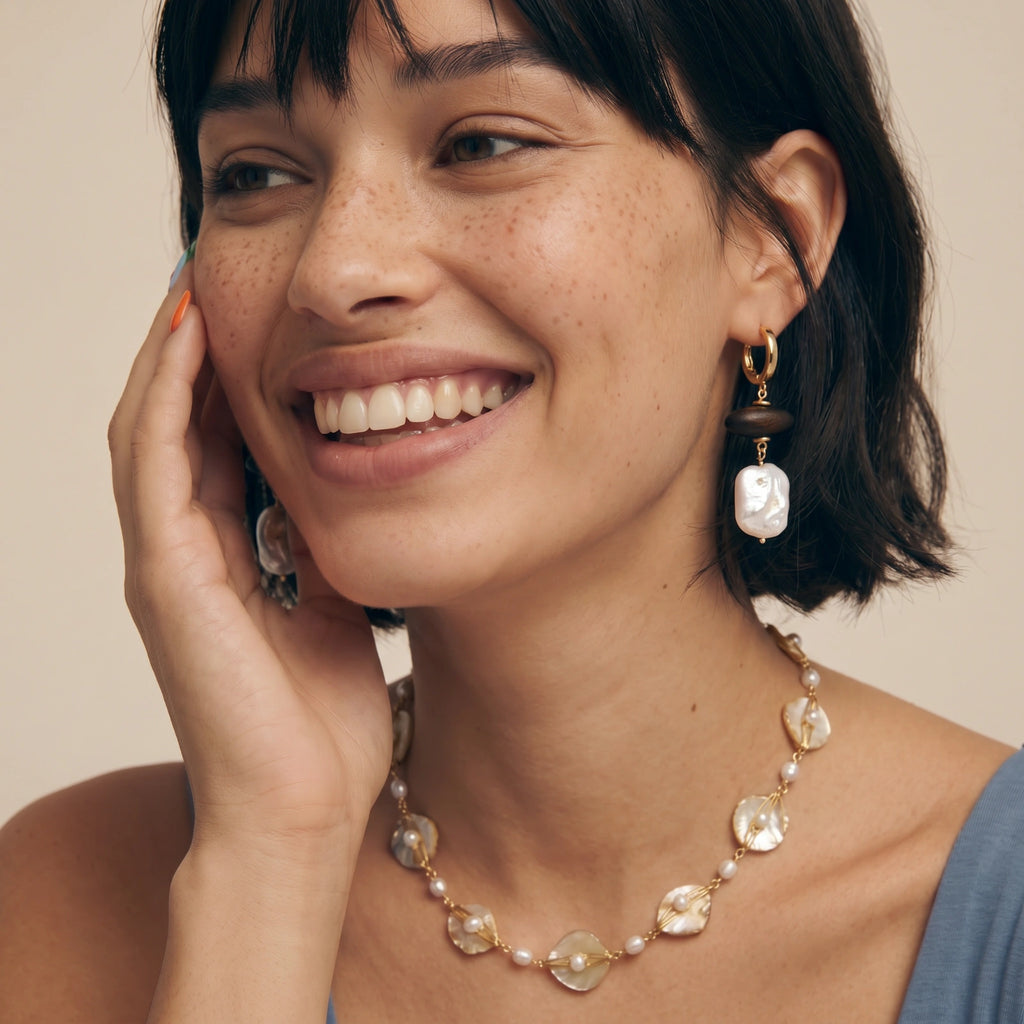 Golden Leaf Pearl Necklace | Mila & Co.