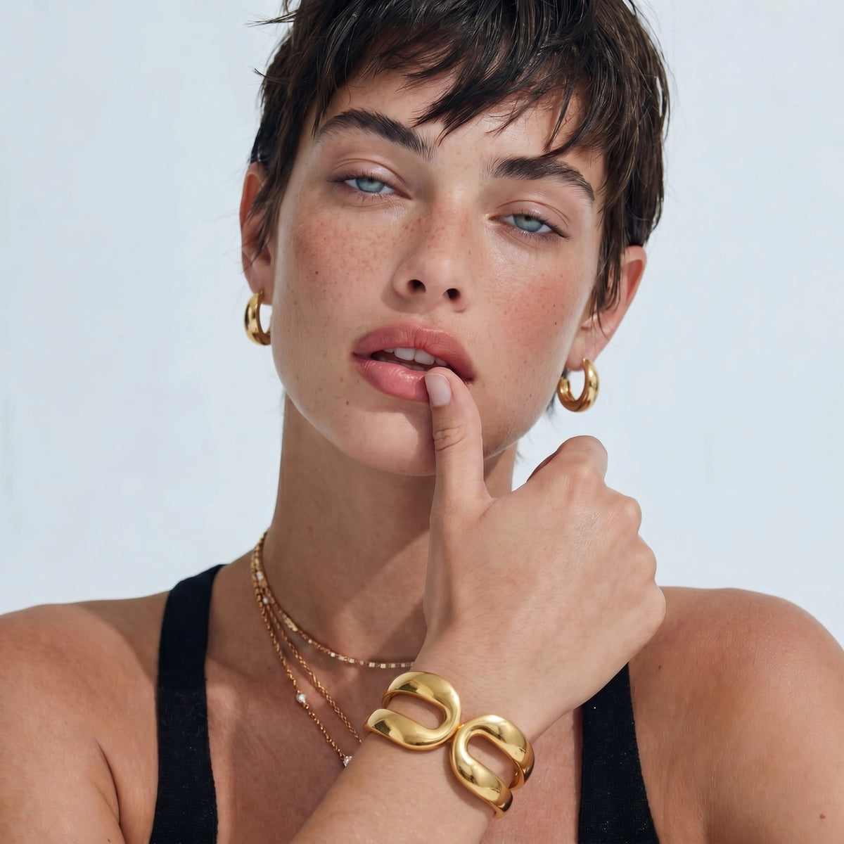 Infinite Bold Cuff | Mila & Co.